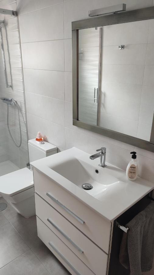 Apartamento Paseo Maritimo, Centro Torre Del Mar Dış mekan fotoğraf