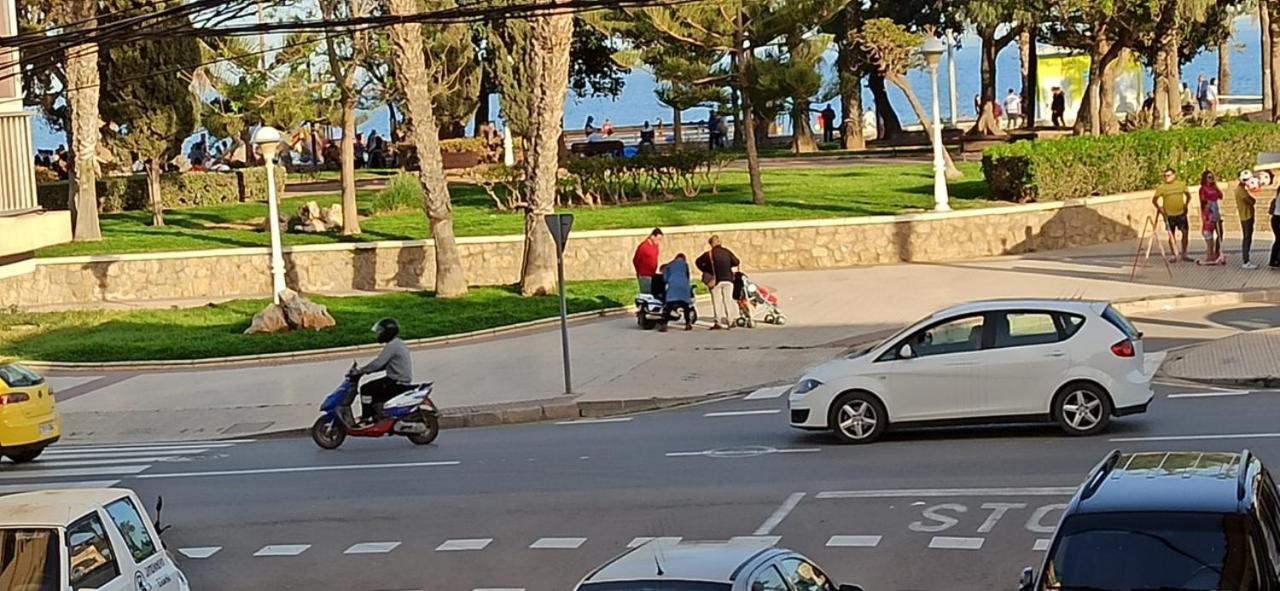 Apartamento Paseo Maritimo, Centro Torre Del Mar Dış mekan fotoğraf